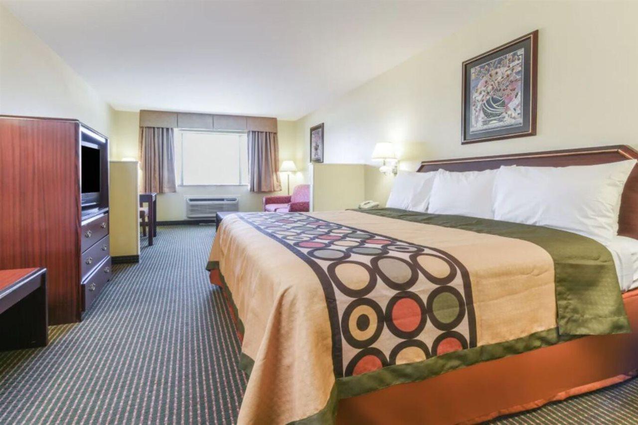 Super 8 By Wyndham Burleson Fort Worth Area Exterior foto